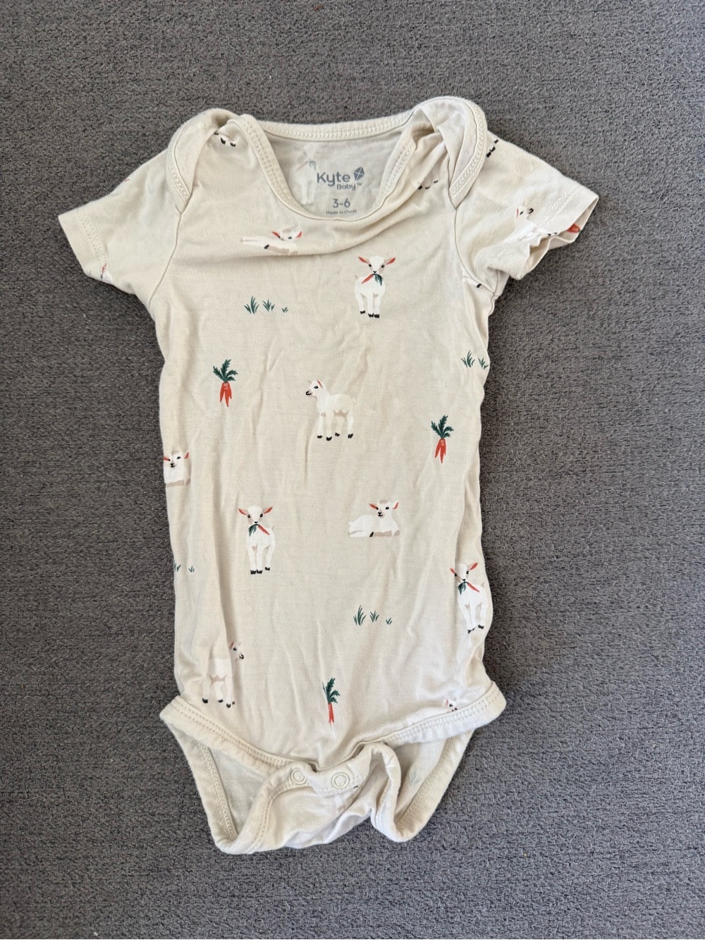 Kyte BABY bodysuit